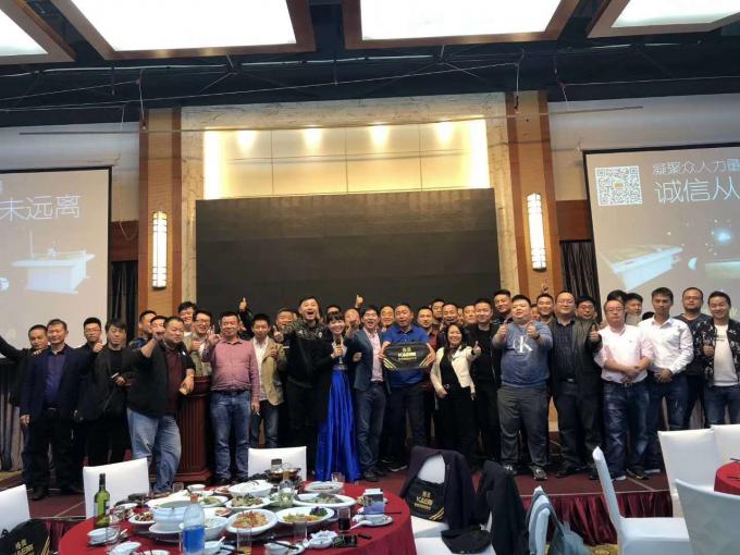 Machine à découper à jet d'encre CAD pour les sacs de chaussures 8